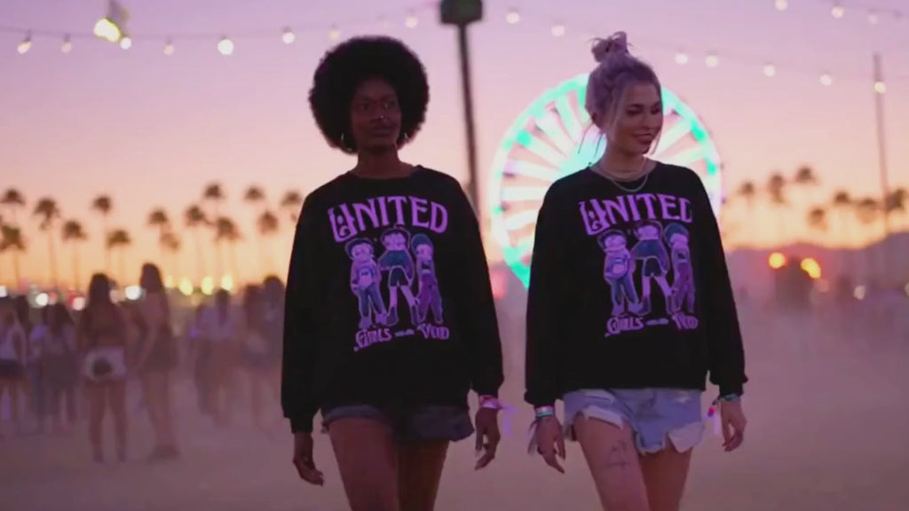 GIRLS own the VOID // ALLOVER PRINT CREW